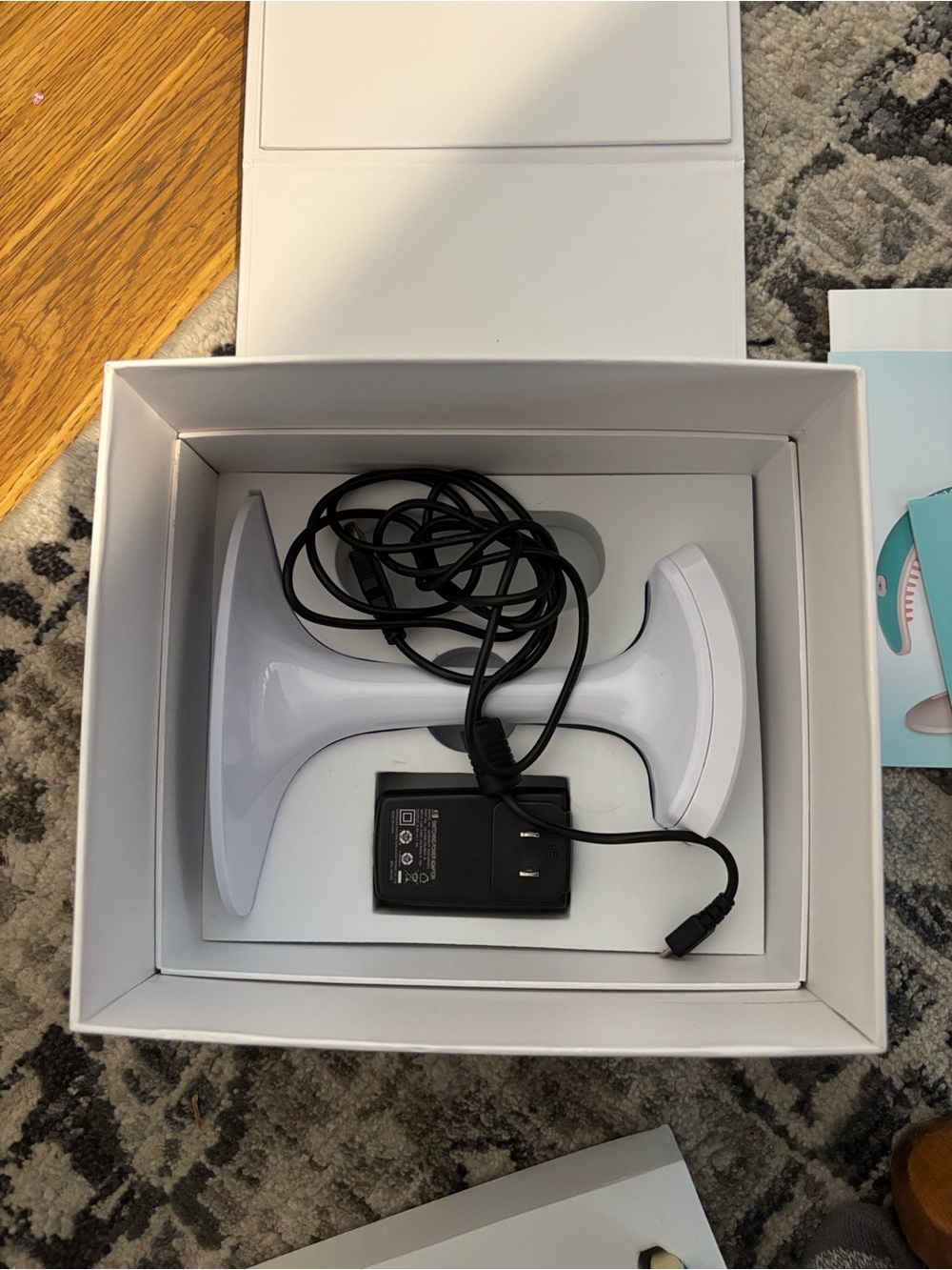HairMax LaserBand 41 Flex-Fit Hair Growth Device - Picture 5 of 11